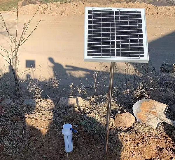 管式土壤墑情監測站安裝圖片1 管式土壤墑情監測站安裝圖片1