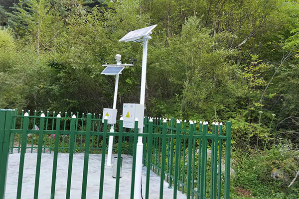 草原生態監測氣象站圖片2 草原生態監測氣象站圖片2