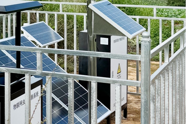 物聯網蟲情測報燈圖片2